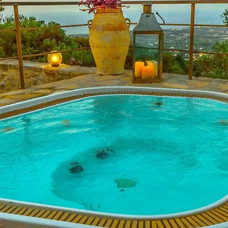 With 2 Bedrooms In With Wonderful Sea View Private Pool Enclosed Garden 4 Km From The Beach Vila *