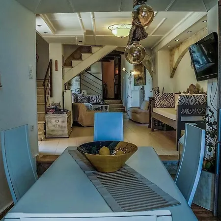 With 2 Bedrooms In With Wonderful Sea View Private Pool Enclosed Garden 4 Km From The Beach Vila